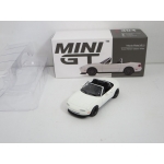 Mini GT 1:64 Mazda Miata MX-5 (NA) Tuned Version LHD classic white