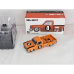 Mini GT 1:64 Kaido House Chevrolet Silverado Dually Kaido Works V2 orange