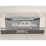 Street Weapon 1:64 Mercedes-Benz 300 SEL silver