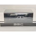 Street Weapon 1:64 Mercedes-Benz 300 SEL black