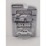 Greenlight 1:64 Mercury Marauder 2004 silver