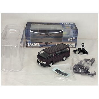 BM Creations 1:64 Toyota Hiace KDH200V 2015 RHD dark purple