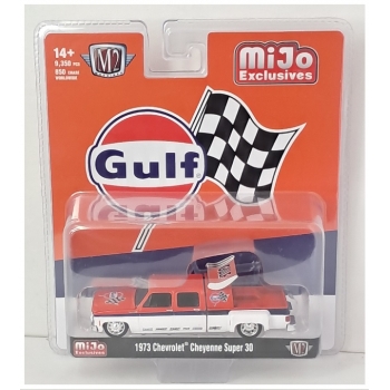 M2 Machines 1:64 Chevrolet Cheyenne Super 30 1973 red white