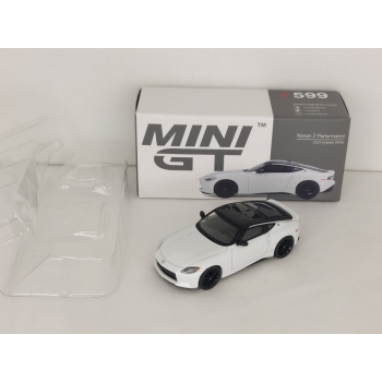 Mini GT 1:64 Nissan Z Performance 2023 LHD everest white