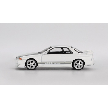 Mini GT 1:64 Nissan Skyline GT-R (R32) VeilSide Combat C-I 2011 RHD white