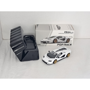 Pop Race 1:64 Lamborghini Countach LPI 800-4 bianco siderale