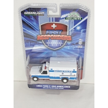 Greenlight 1:64 Ford F-350 Ambulance 1992 Dallas Police Crime Scene