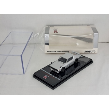 Inno 1:64 Nissan Skyline 2000 GT-R (KPGC110) silver