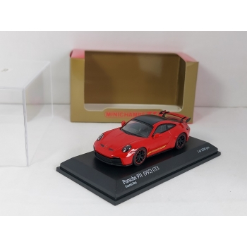 WBros 1:64 Porsche 911 (992) GT3 guards red